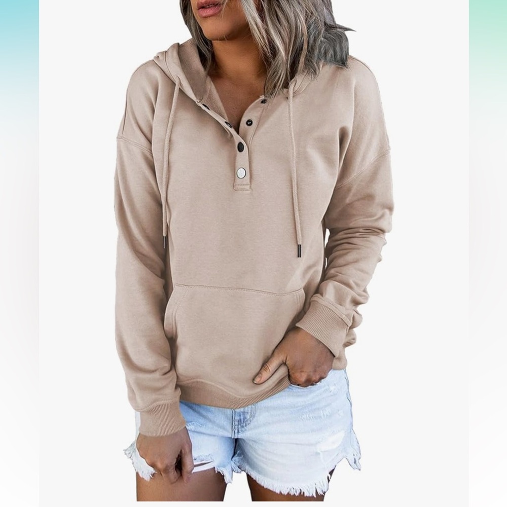 NEW without tags! Women’s Apricot XL Button Up Hoodie.